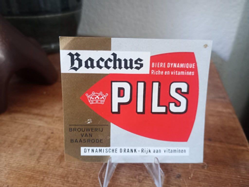 Brasserie bière ancienne étiquette Bacchus Pils, Collections, Enlèvement ou Envoi, Comme neuf, Panneau, Plaque ou Plaquette publicitaire