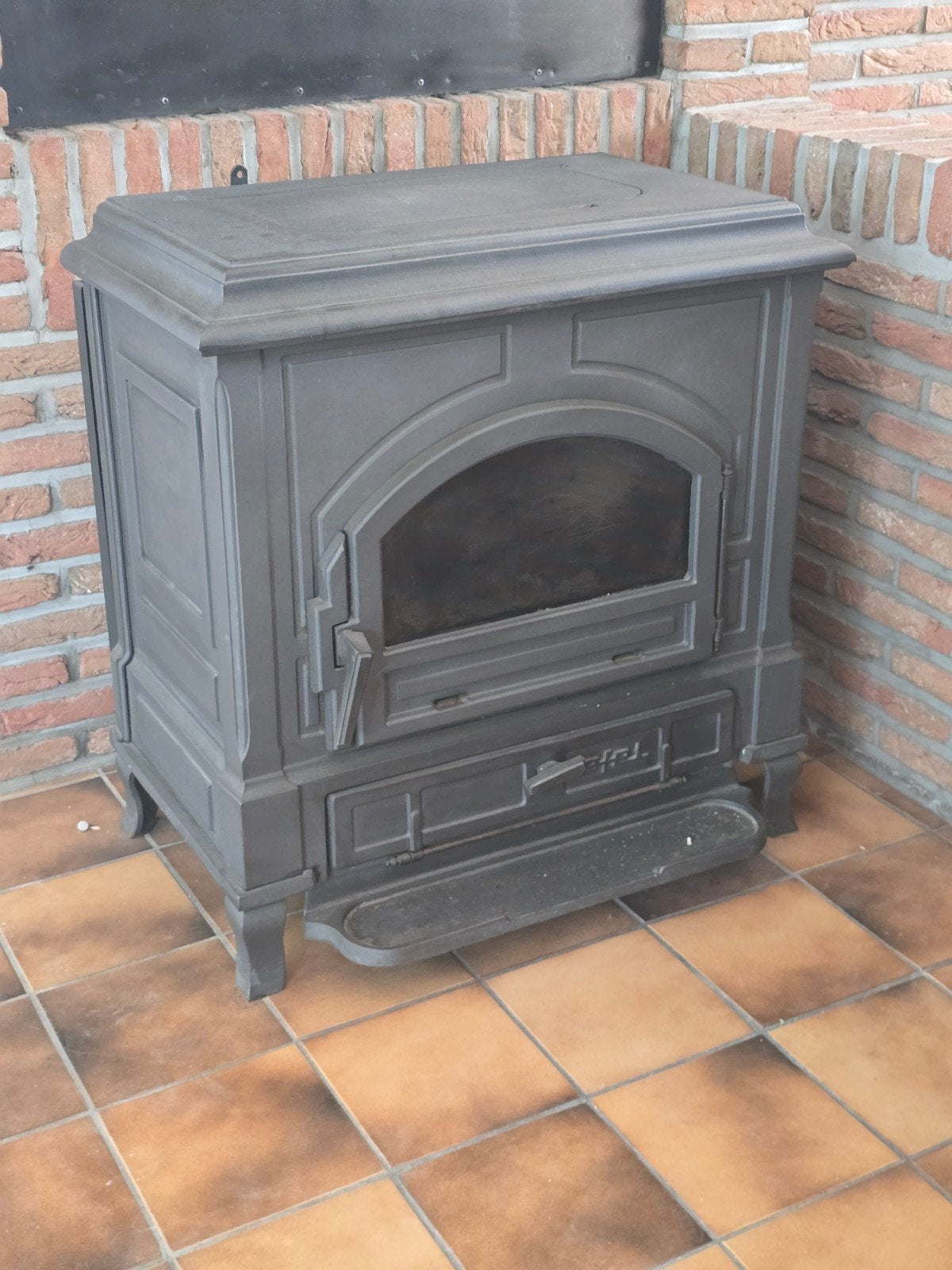 Poêle à Bois Vintage EFEL - Fonte de Qualité Supérieure, Enlèvement, Bois, Poêle à bois