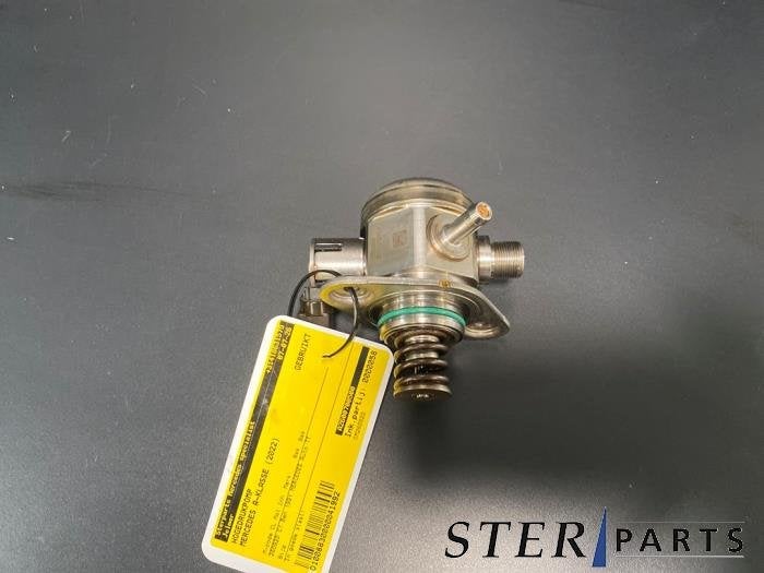 Pompe haute pression d'un Mercedes A-Klasse, Autos : Pièces & Accessoires, Systèmes à carburant, Mercedes-Benz, Utilisé, 3 mois de garantie