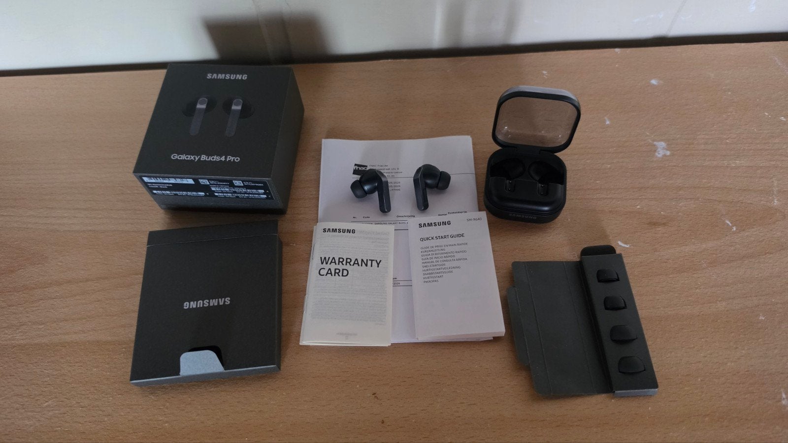 Galaxy Buds 4 Pro, Autres marques, Enlèvement ou Envoi, Bluetooth, Circum-aural