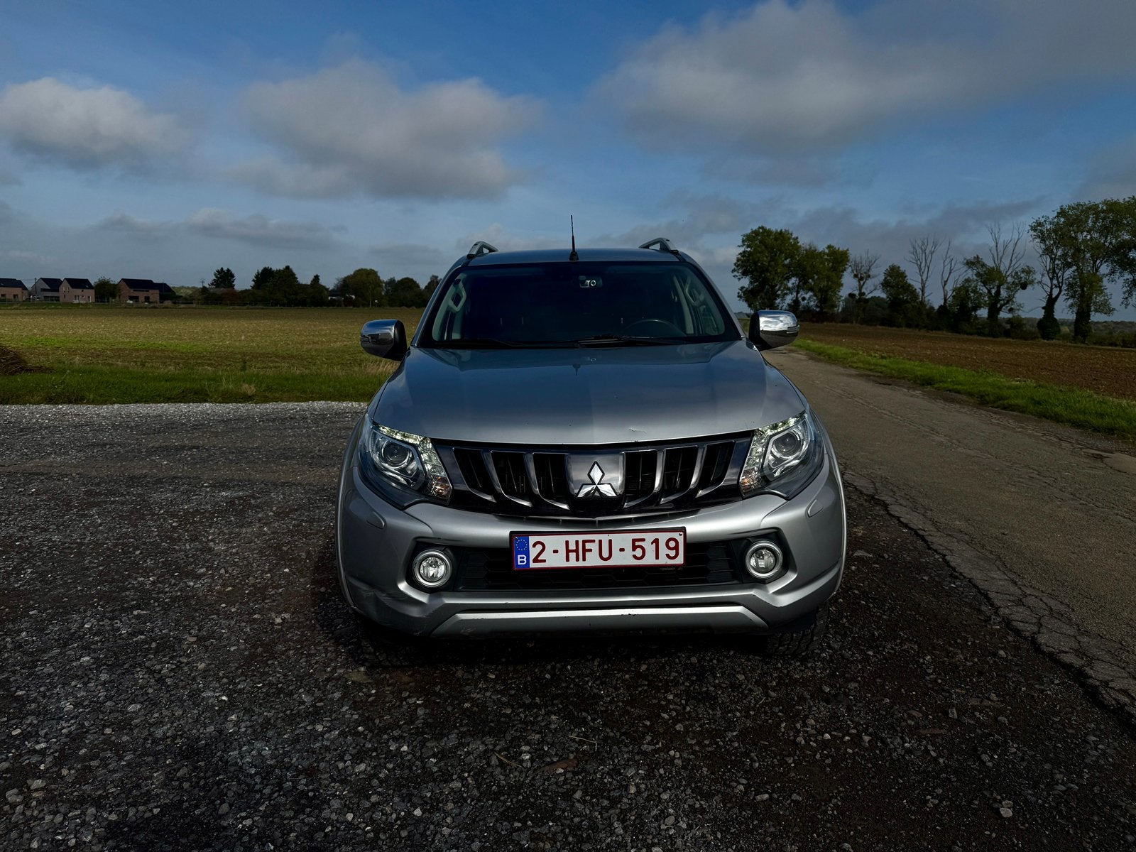 L 200 2.4 DI-D 4WD Intense (EU6) !PAS EXPORT !, Auto's, Automaat, 4 deurs, 4 cilinders, Leder