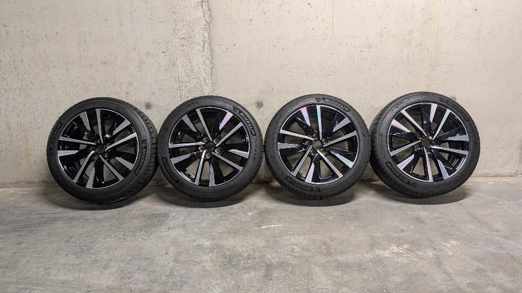 Peugeot Zomerset (98141182XY) met Michelin Pilot Sport 4, Ophalen