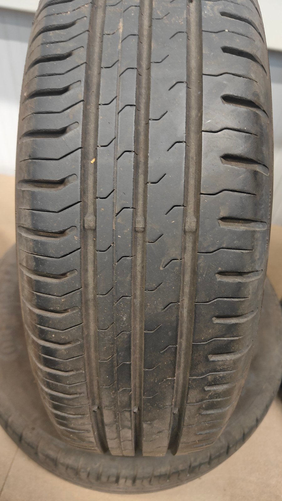 185/70r14 continental 35€ per stuk met montage, Ophalen