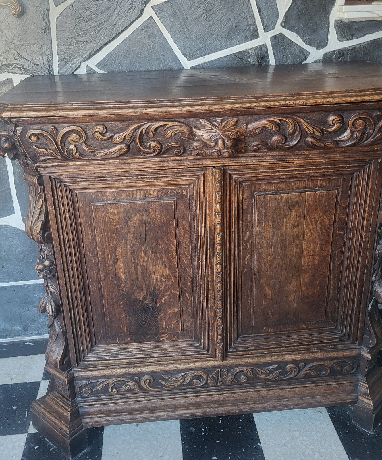 Mechelse kast, Ophalen