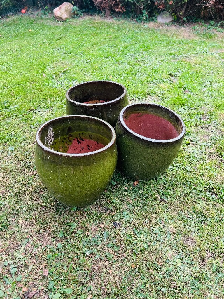 3 keramieken bloempotten, Ophalen