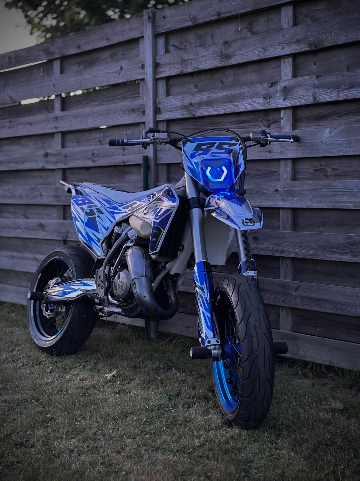 Kappenset Husqvarna, Fietsen en Brommers, Ophalen, Zo goed als nieuw