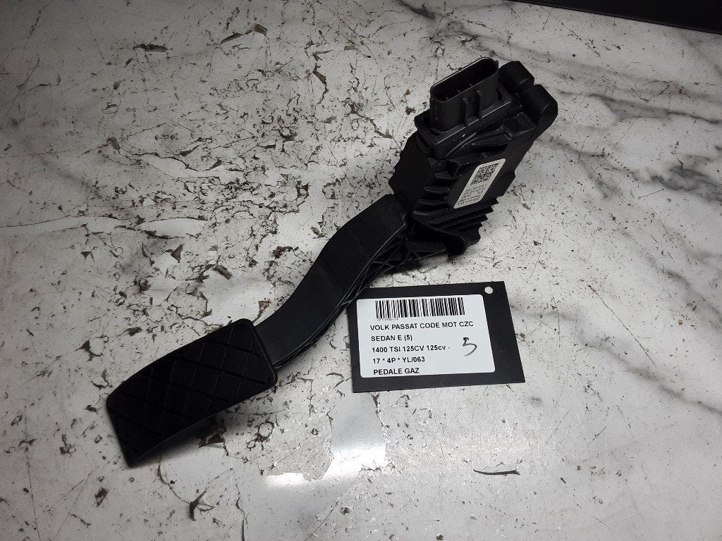 PEDALE D'ACCELERATEUR Volkswagen Passat (3G2) (5Q1723503F), Volkswagen, Volkswagen AG, Utilisé, Kundenbetreuung@volkswagen.de