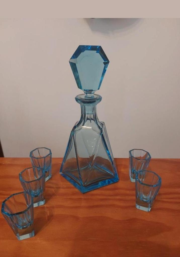 Superbe service à liqueur Art déco en verre bleu, Enlèvement