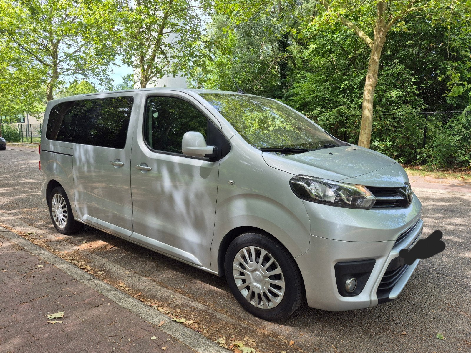 Toyota Proace 2017 Gekeurd voor verkoop, Auto's, Voorwielaandrijving, Dealer onderhouden, Parkeerassistent, 4 cilinders
