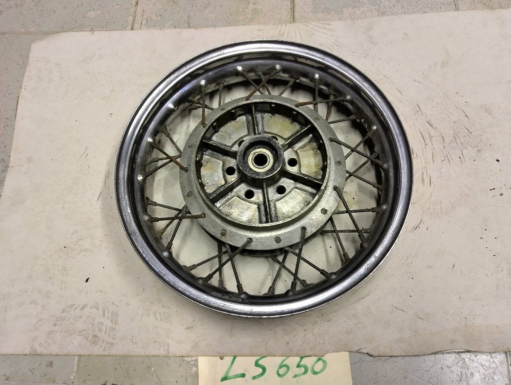 suzuki savage 650 achterwiel velg  1 spaak gebroken, Motos, Enlèvement ou Envoi, Utilisé