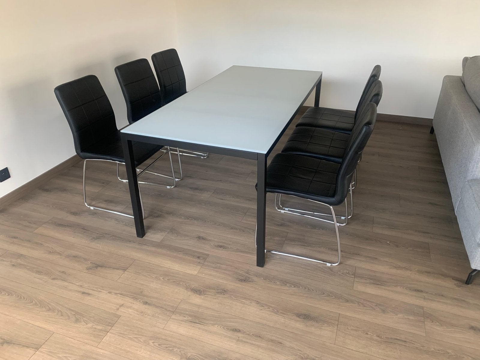 Moderne glazen eettafel - strak design (85x180cm), Huis en Inrichting, Complete inboedels, Ophalen