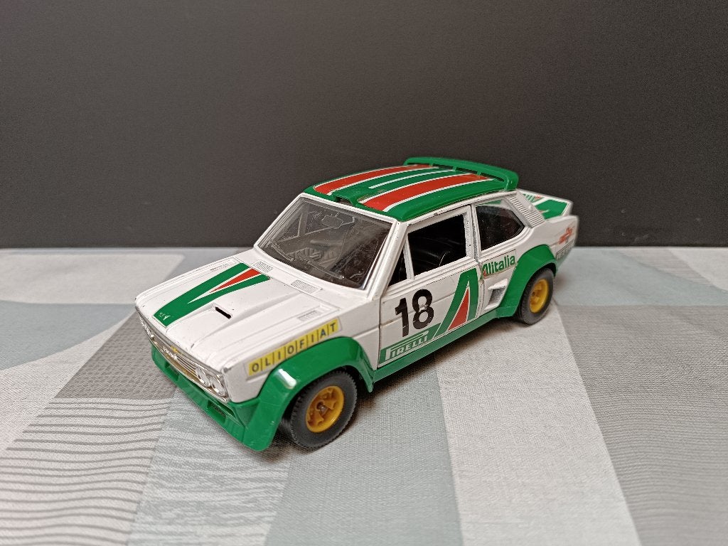 Bburago - Fiat 131 Abarth Rally Alitalia - Die Cast  Pirelli, Ophalen of Verzenden, Gebruikt, Auto's
