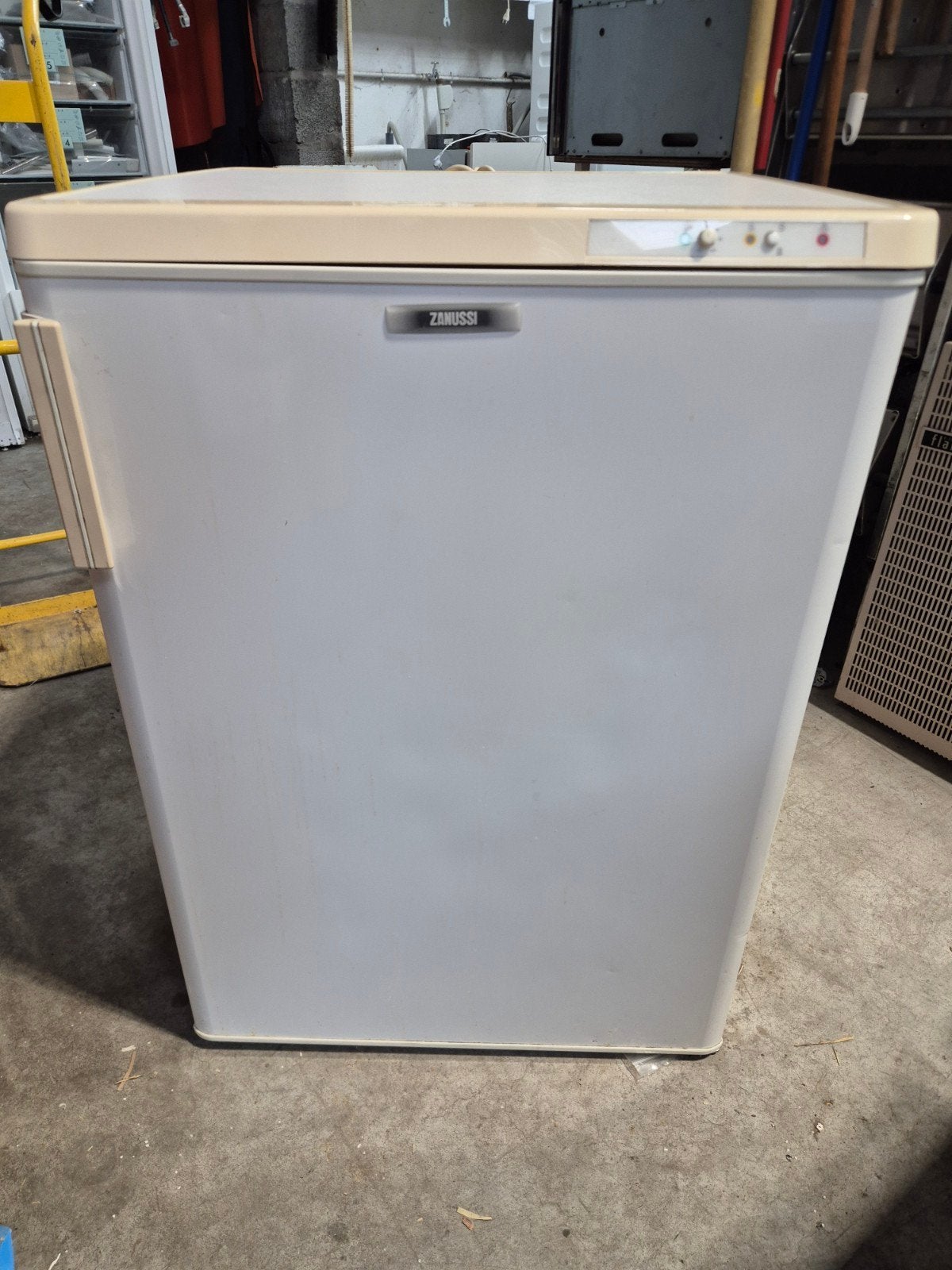 zanussi diepvriezer, Gebruikt, Minder dan 85 cm, Minder dan 60 cm, Vrijstaand