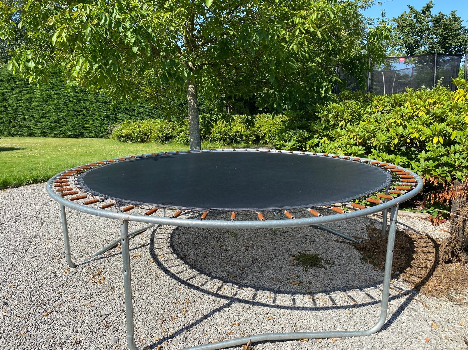 Trampoline, Enlèvement, Utilisé