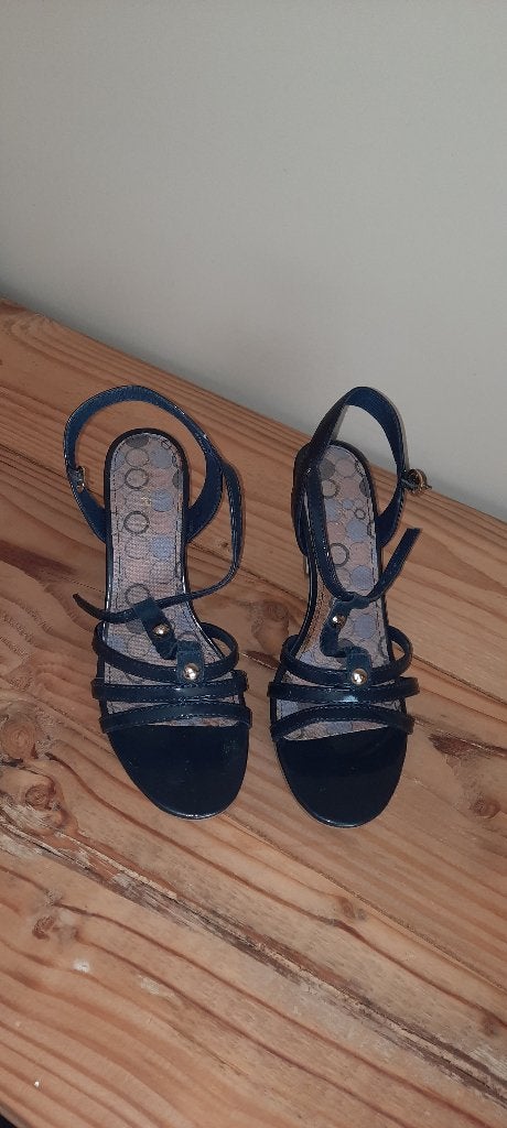 Superbes chaussures Esprit taille 40, Vêtements | Femmes, Enlèvement ou Envoi, Comme neuf, Bleu, Chaussures basses