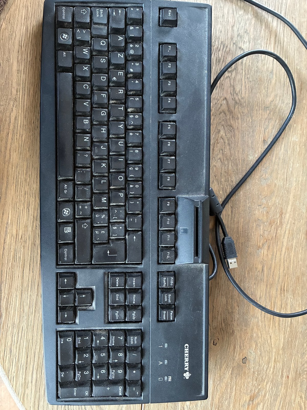 Toetsenbord, Computers en Software, Ophalen, Azerty, Gebruikt, Bedraad