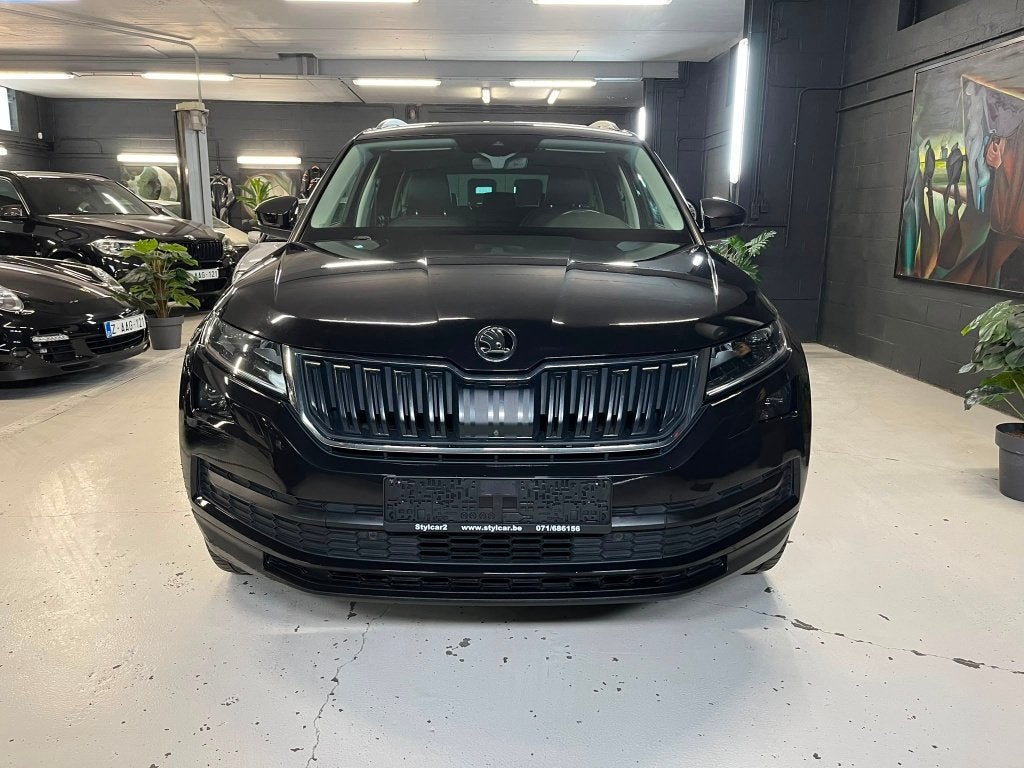 SKODA KODIAQ **7PL** BOITE AUTO** 12 MOIS DE GARANTIE, Auto's, Skoda, Automaat, Dealer onderhouden, Leder, Bedrijf