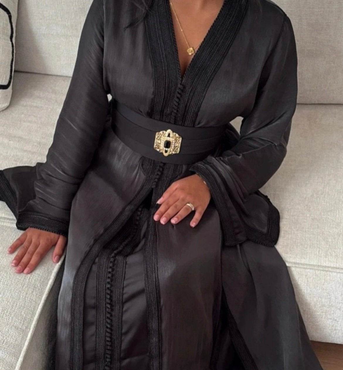 Takchita/Caftan noire en Organza taille 38 à 44, Vêtements | Femmes, Enlèvement ou Envoi, Neuf