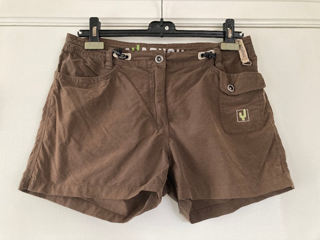 Korte bruine short - Ayacucho - maat 38, Maat 38/40 (M), Ophalen of Verzenden, Ayacucho, Gedragen