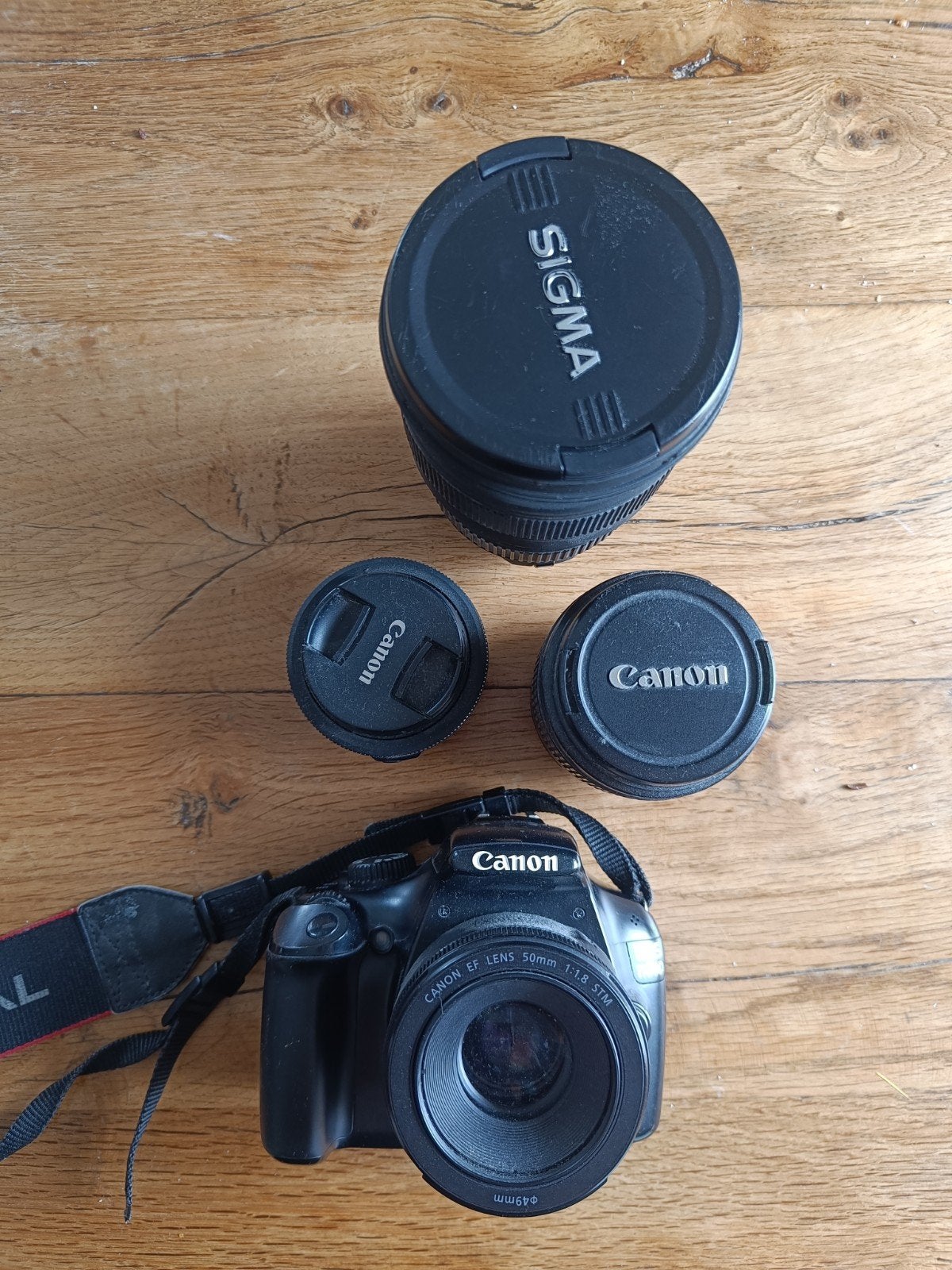 Canon Eos 1100D + lenzen, Audio, Tv en Foto, Fotocamera's Digitaal, Canon, Ophalen