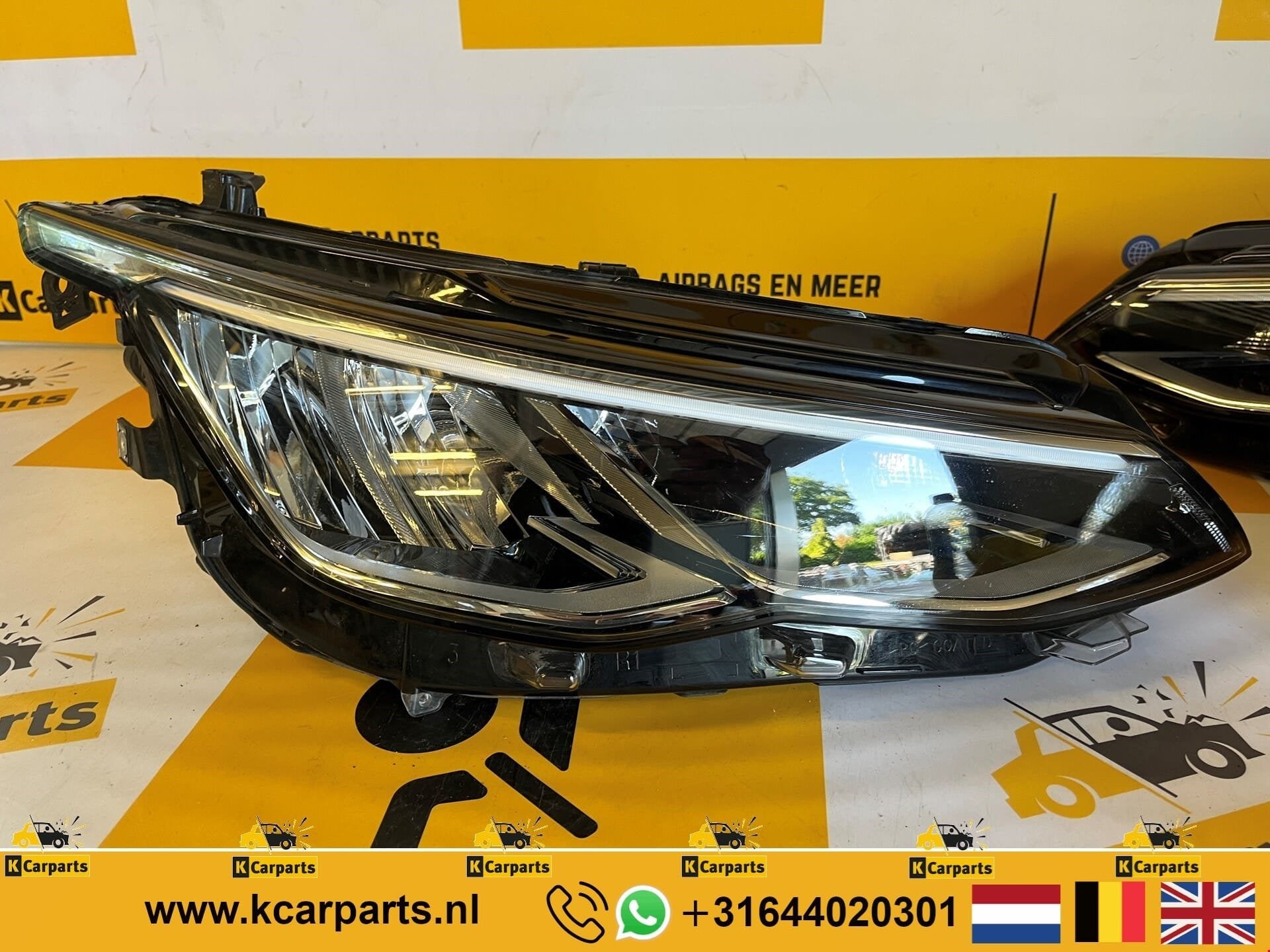 Koplamp VW Golf 8 5H1 Koplamp LED Rechts R 5H1941006, Fabrikant BV, Gebruikt, Info@fabrikant.eu, Fabrikantstraat 1
1000 AA  Amsterdam, NL