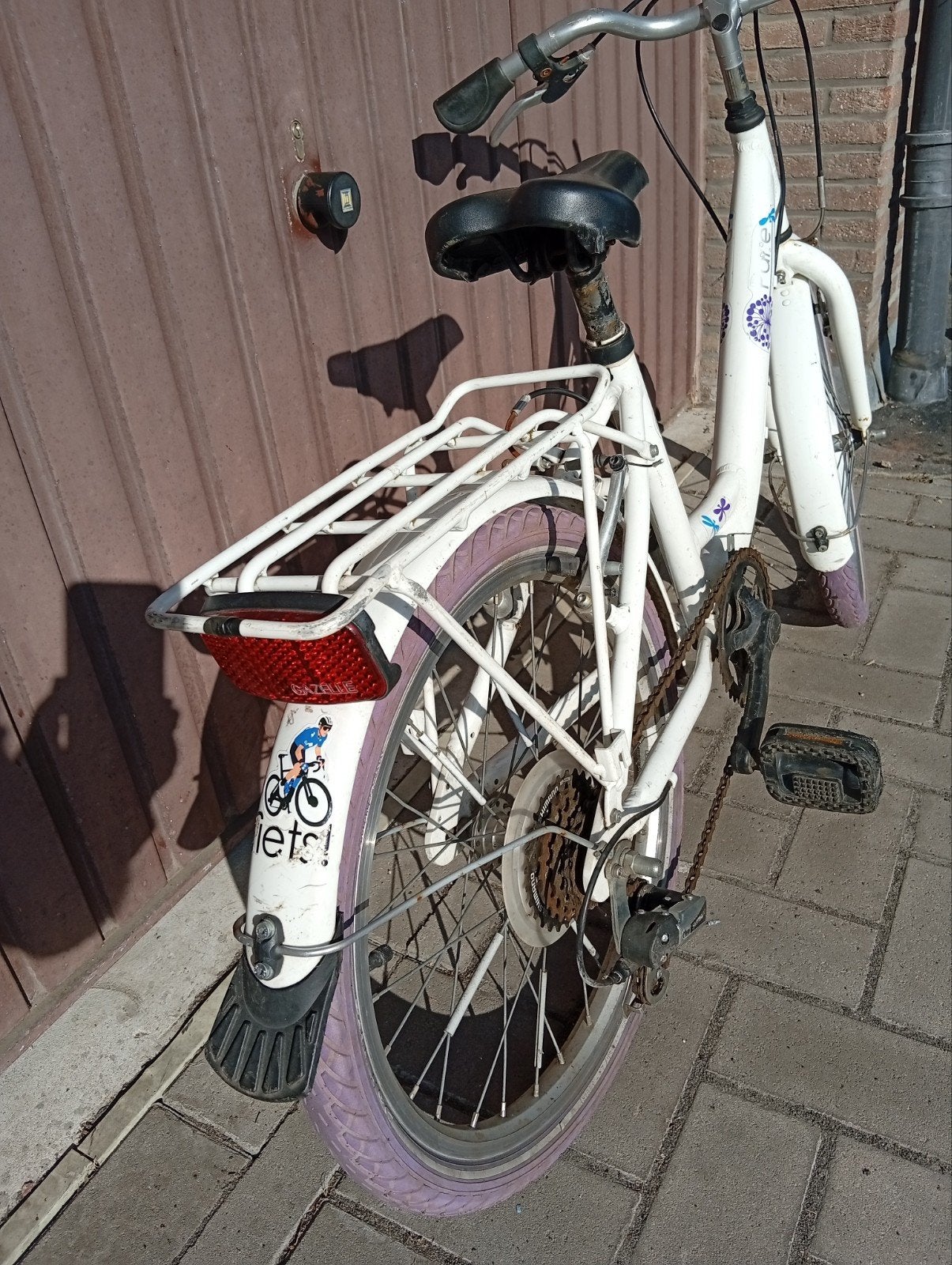 kinderfiets 28", Fietsen en Brommers, Ophalen of Verzenden, Zo goed als nieuw, 20 inch of meer, Cube