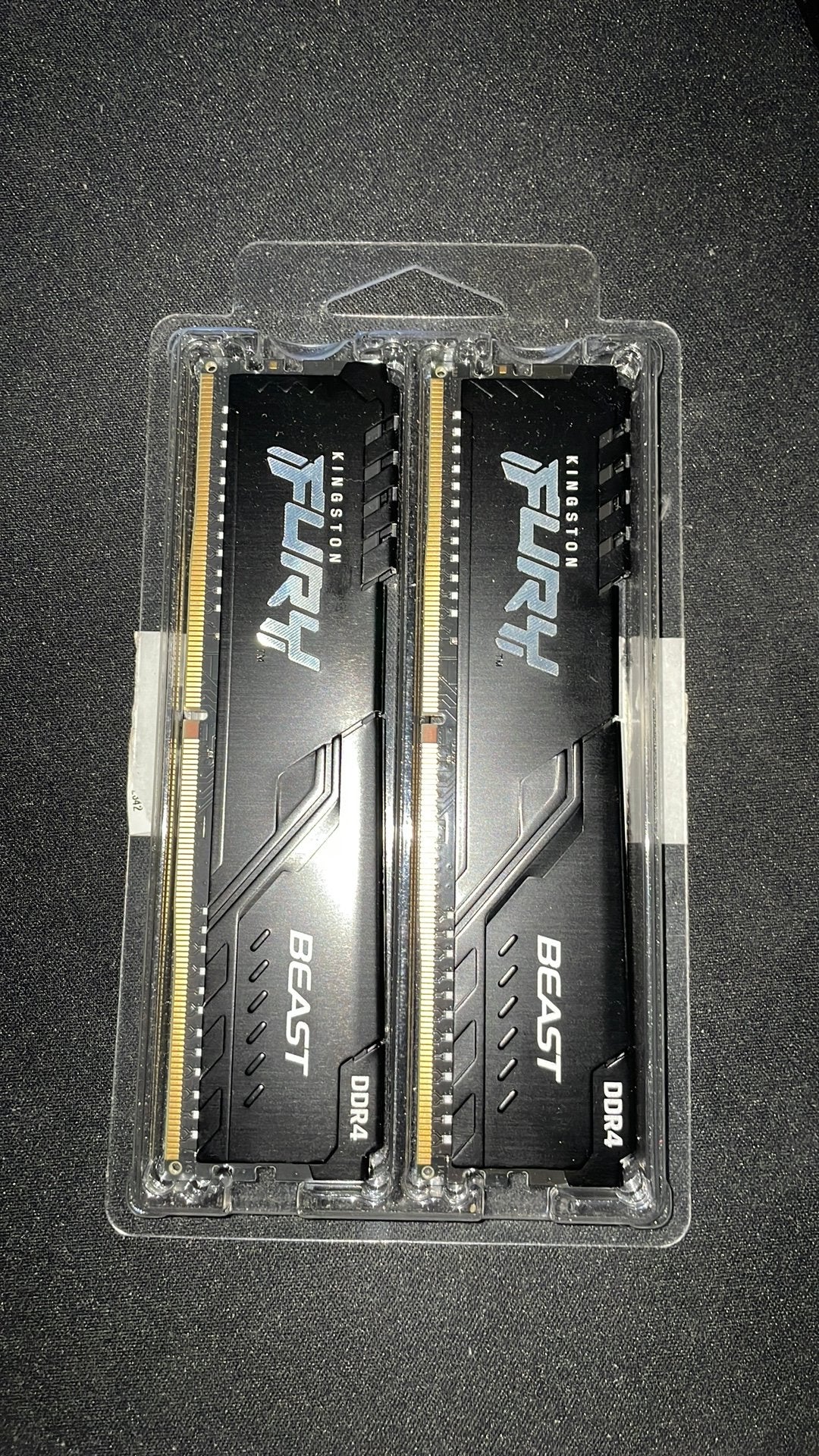 8 gb x 2 ramstick, Computers en Software, RAM geheugen, DDR4, Nieuw, Ophalen of Verzenden, Desktop