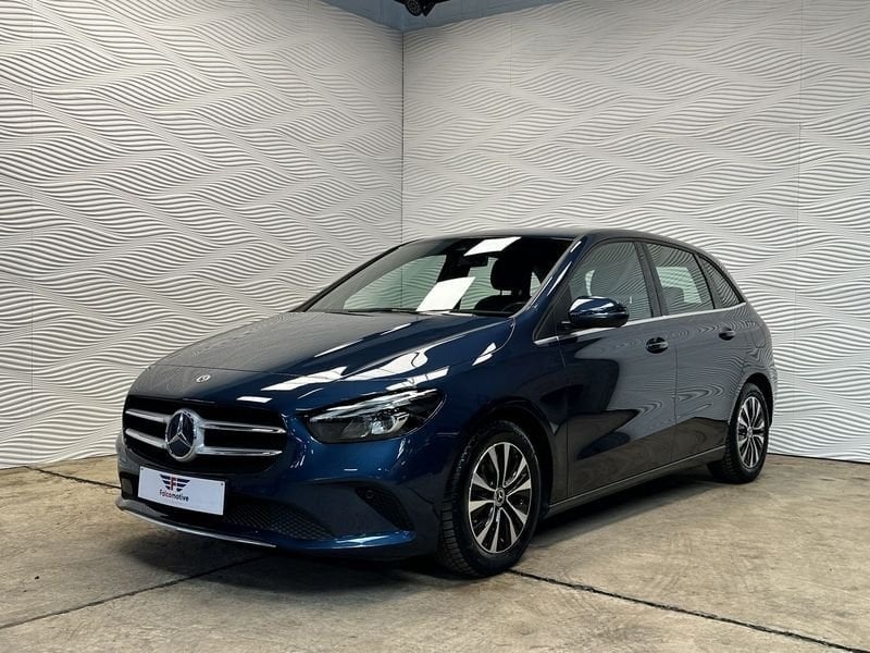 Mercedes-Benz Classe B 180d*AUT*NAVI-MBUX*ZETELVERW.*, Auto's, Mercedes-Benz, Gebruikt, 4 cilinders, Leder en Stof, Bedrijf
