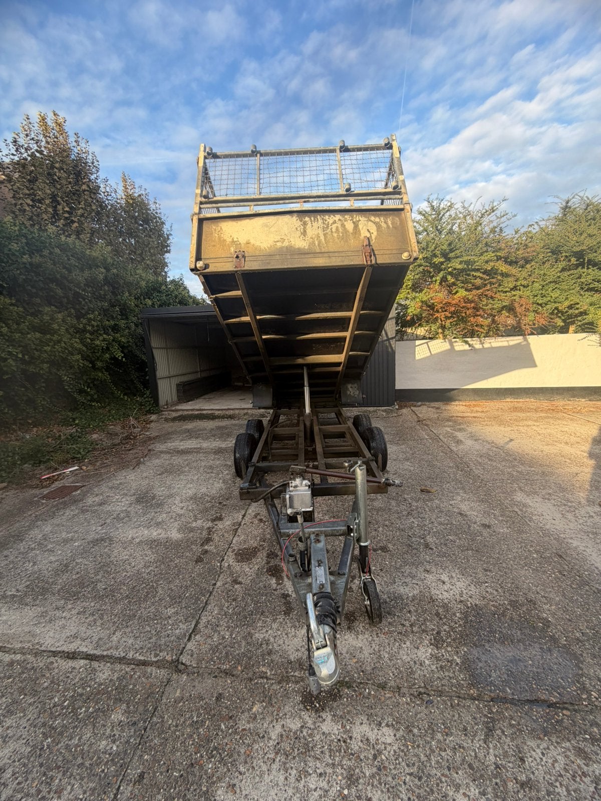 Benne basculante manuelle de 2700 kg avec supports de marche, Autos : Divers, Enlèvement, Comme neuf