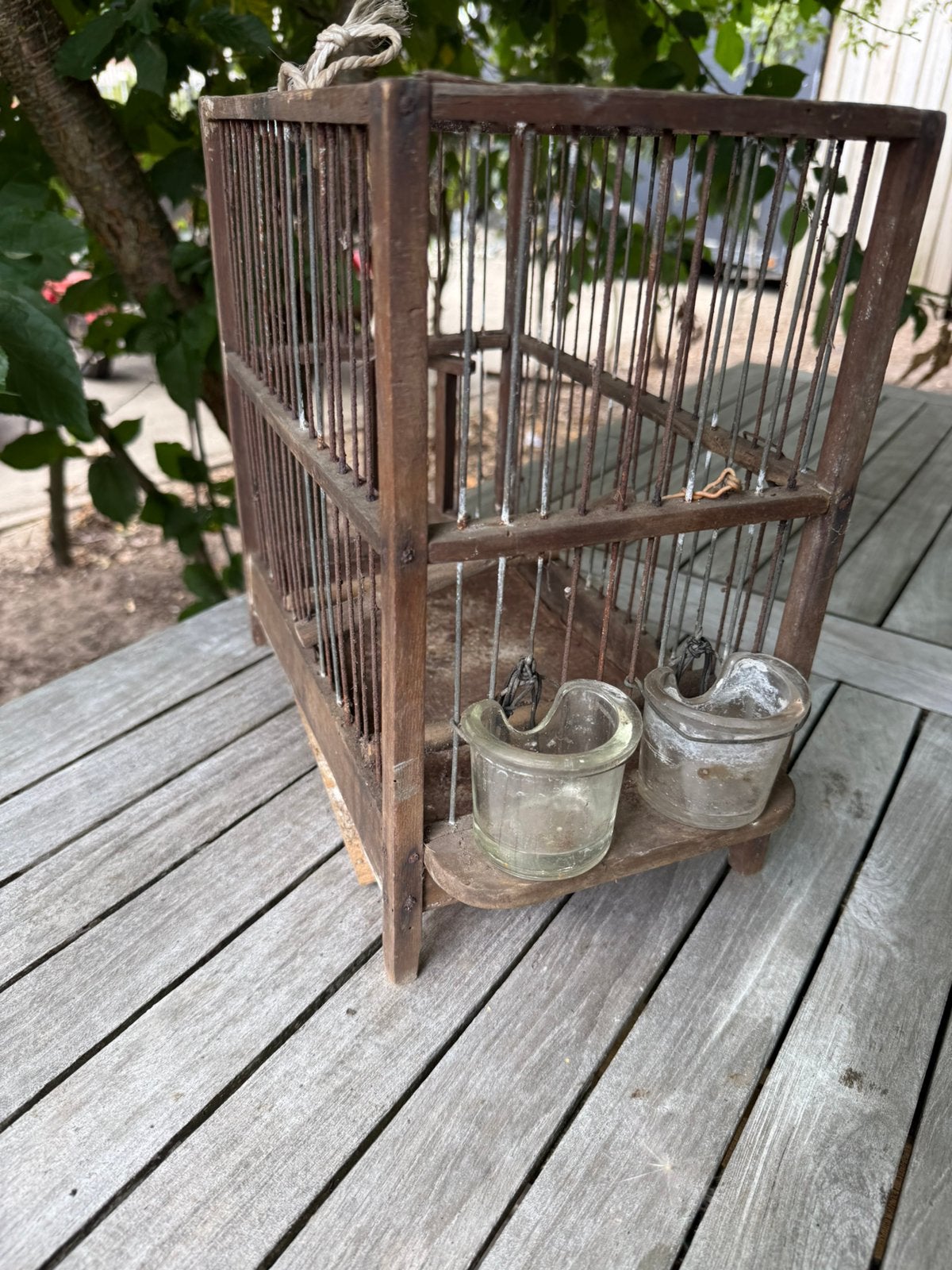 Antieke franse vogelkooi met glazen voederbakjes, Enlèvement, Comme neuf, Cage à oiseaux