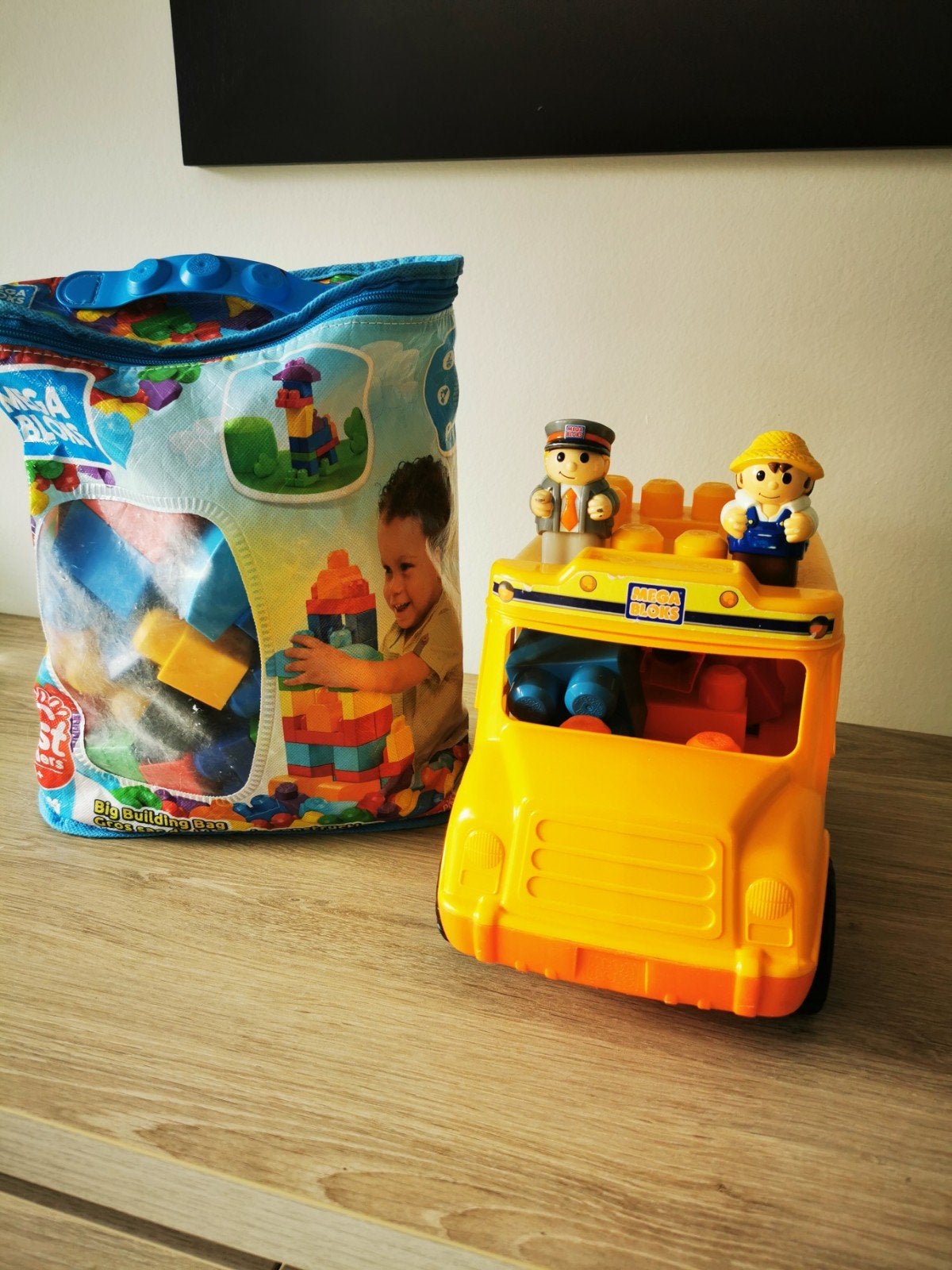 mega bloks en bus, Kinderen en Baby's, Ophalen