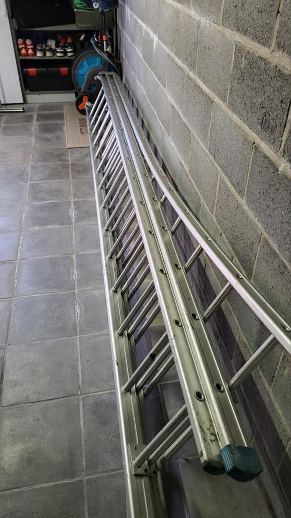 Professionele ladder. 3x14 treden, Ophalen, Ladder