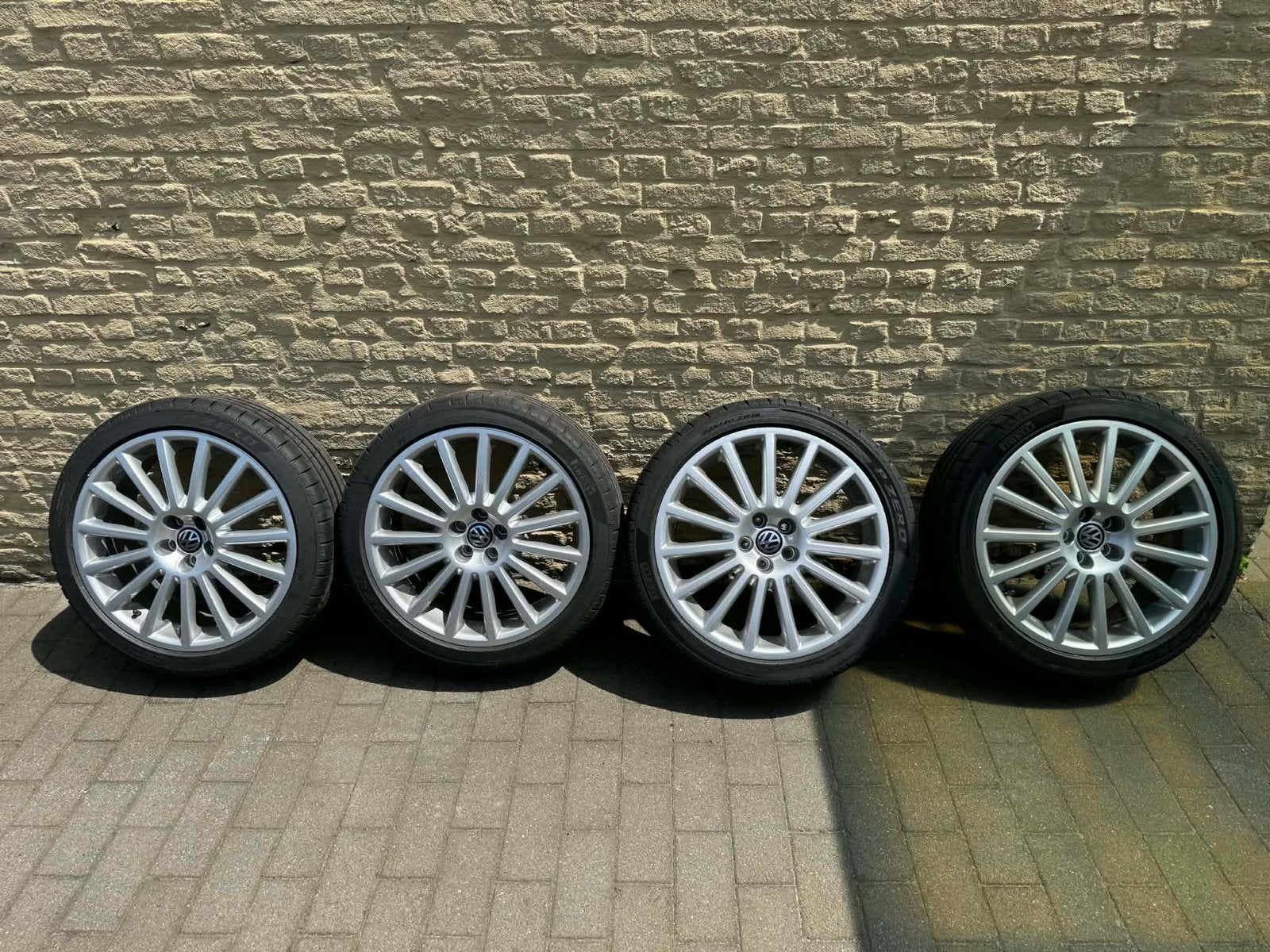 Originele OZ Aristo R32 Velgen, Autos : Pièces & Accessoires, Neuf, Pneus et Jantes, Véhicule de tourisme, Pneus été