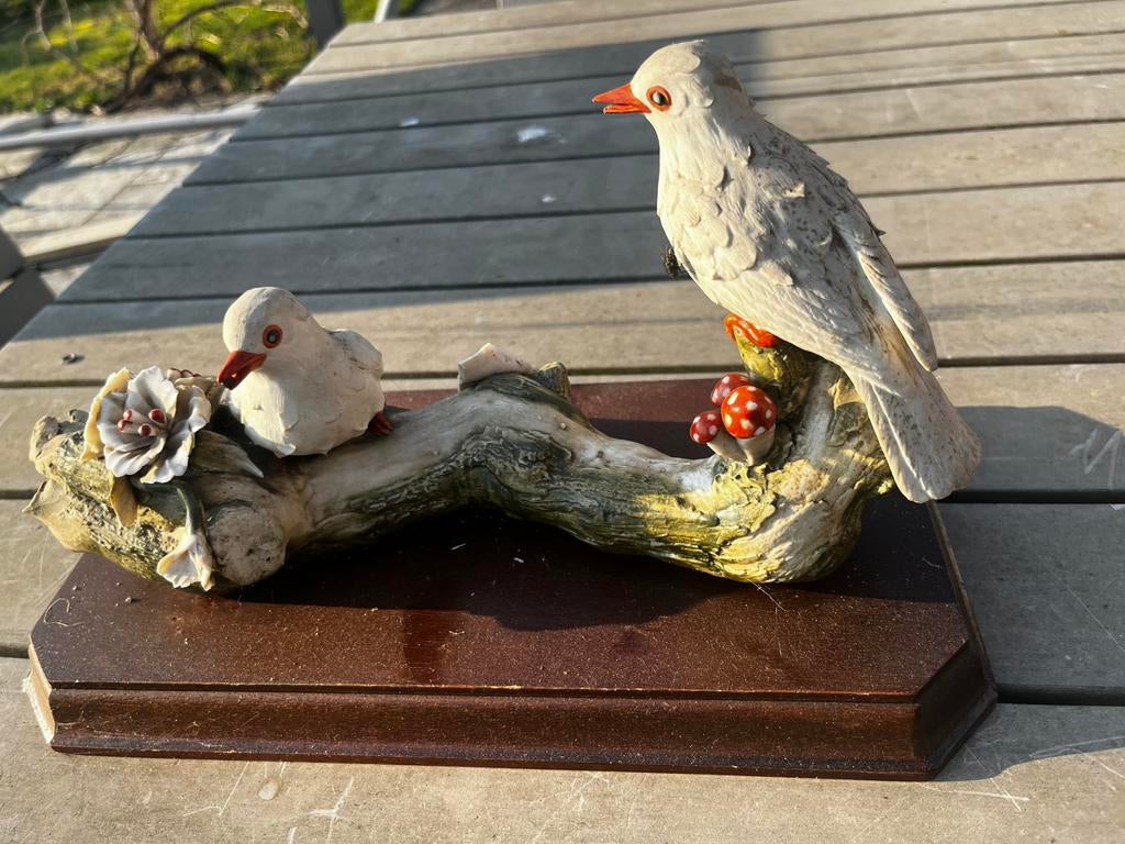 Porseleinen beeld vogels, Ophalen, Zo goed als nieuw