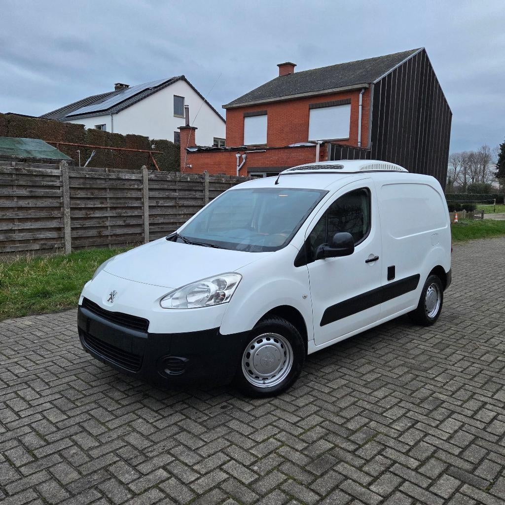 Peugeot Partner 1.6 HDI koelwagen van 2013, Auto's, Peugeot, Euro 5, Wit, Bedrijf, Overige carrosserie