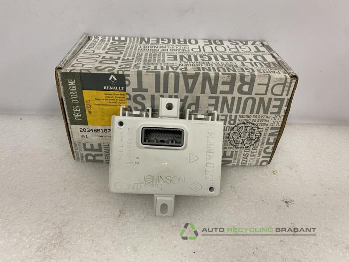 Module radio d'un Renault Megane, -, 3 mois de garantie, Utilisé, -