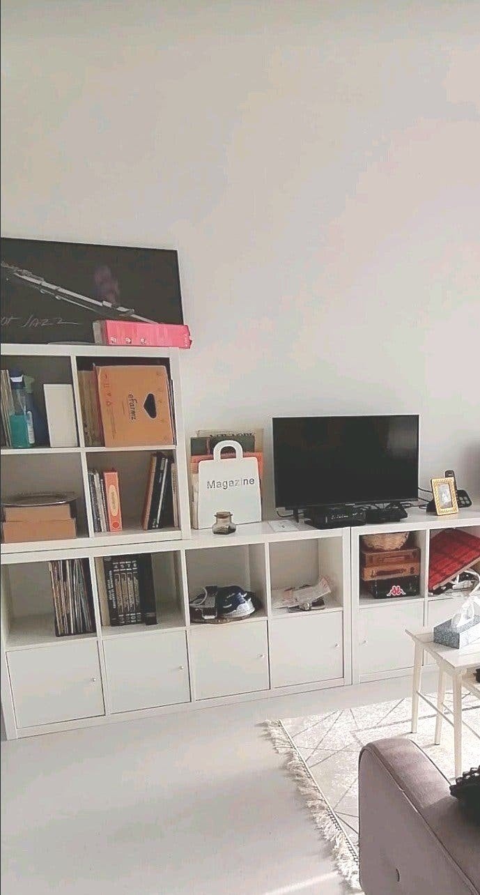 grande étagère blanc mat 2x4 KALLAX 4 portes
+ 1 KALLAX Ikéa, Maison & Meubles, Moderne, Utilisé, Autres matériaux, Enlèvement