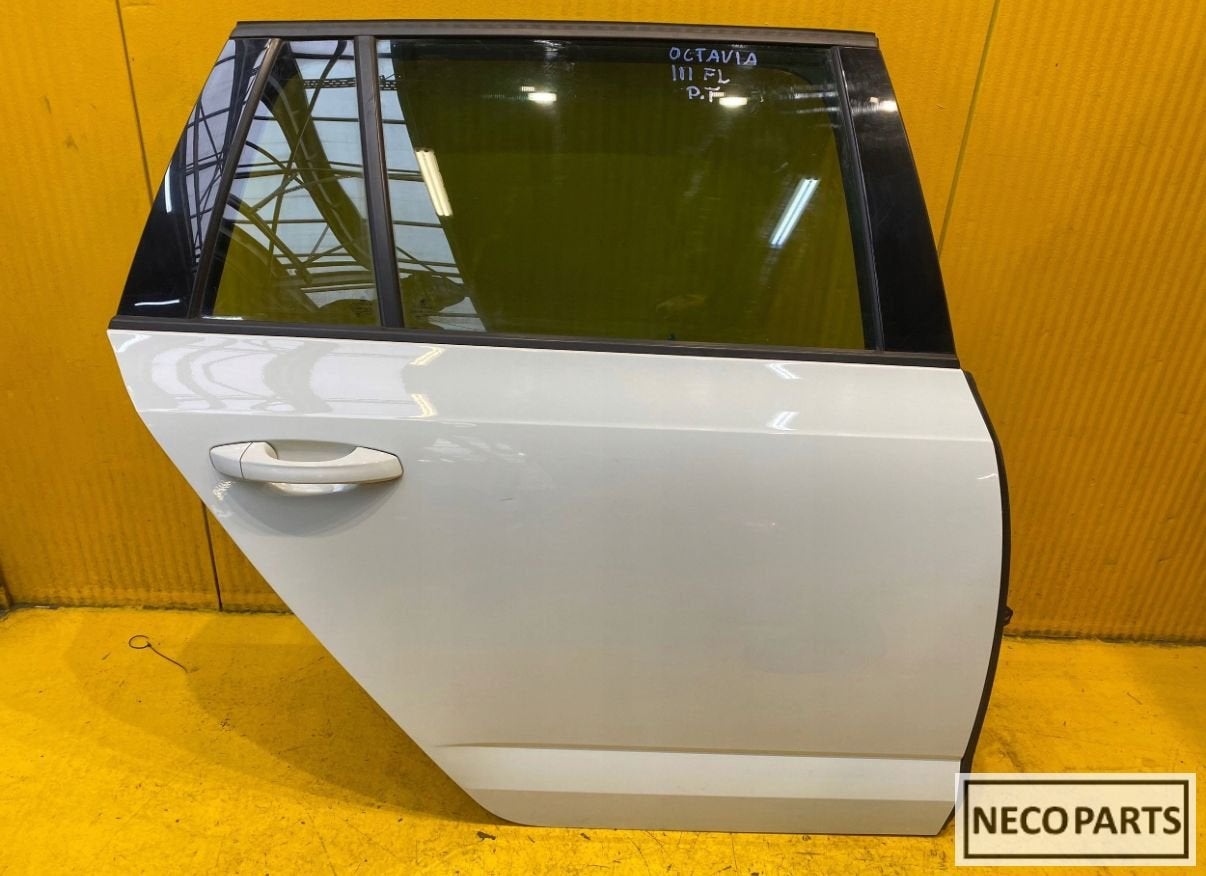 SKODA OCTAVIA III KOMBI PORTIER DEUR RECHTS ACHTER ORIGINEEL, Arrière, -, Haillon arrière, Utilisé