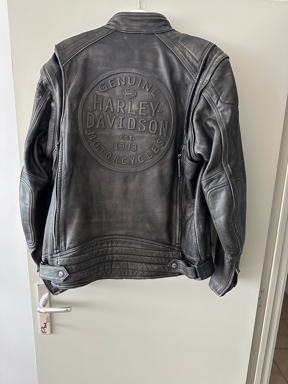 Veste Harley Davidson en cuir., Enlèvement