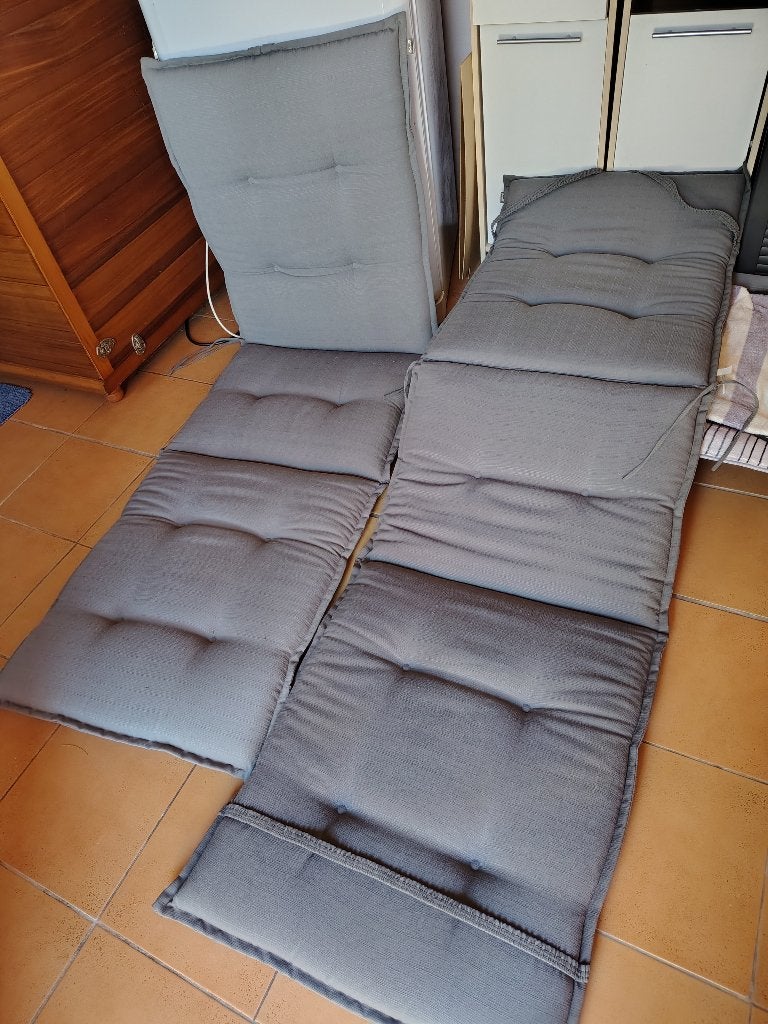 Ligkussens x2, Tuin en Terras, Overige Tuin en Terras, Ophalen, Zo goed als nieuw