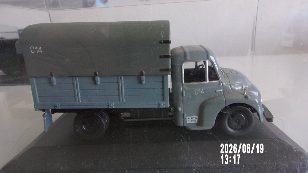 CITROËN U23 BACHE MICHELIN OFFIC.IXO 1/43 COMME NEW,VITRINE, Enlèvement ou Envoi, Comme neuf, Bus ou Camion, Autres marques