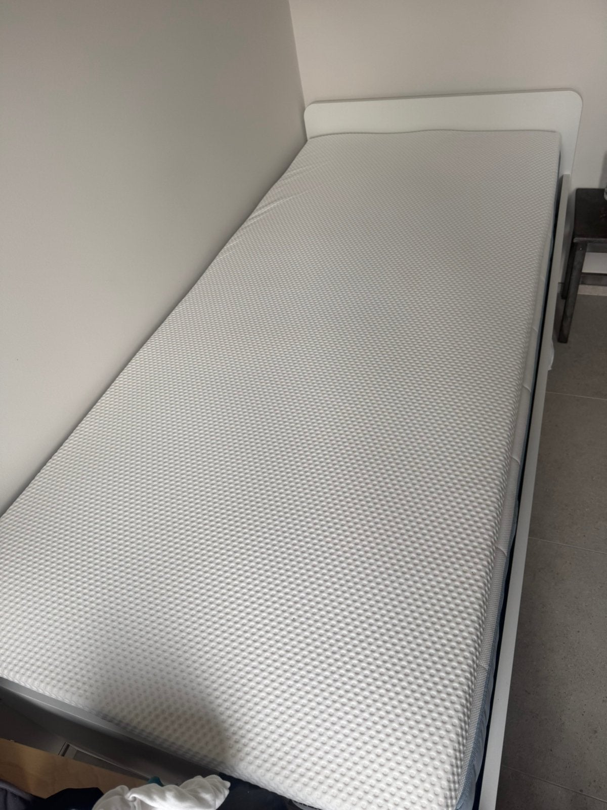 Compleet IKEA eenpersoonsbed 90x200, Ophalen, Zo goed als nieuw, Matras