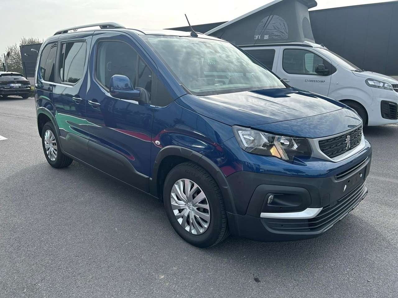 Peugeot Rifter PureTech S/S Active EAT8, Monovolume, Overige modellen, 1199 cc, https://public.car-pass.be/vhr/476759f0-5960-45df-81b7-3a9ef448f07d