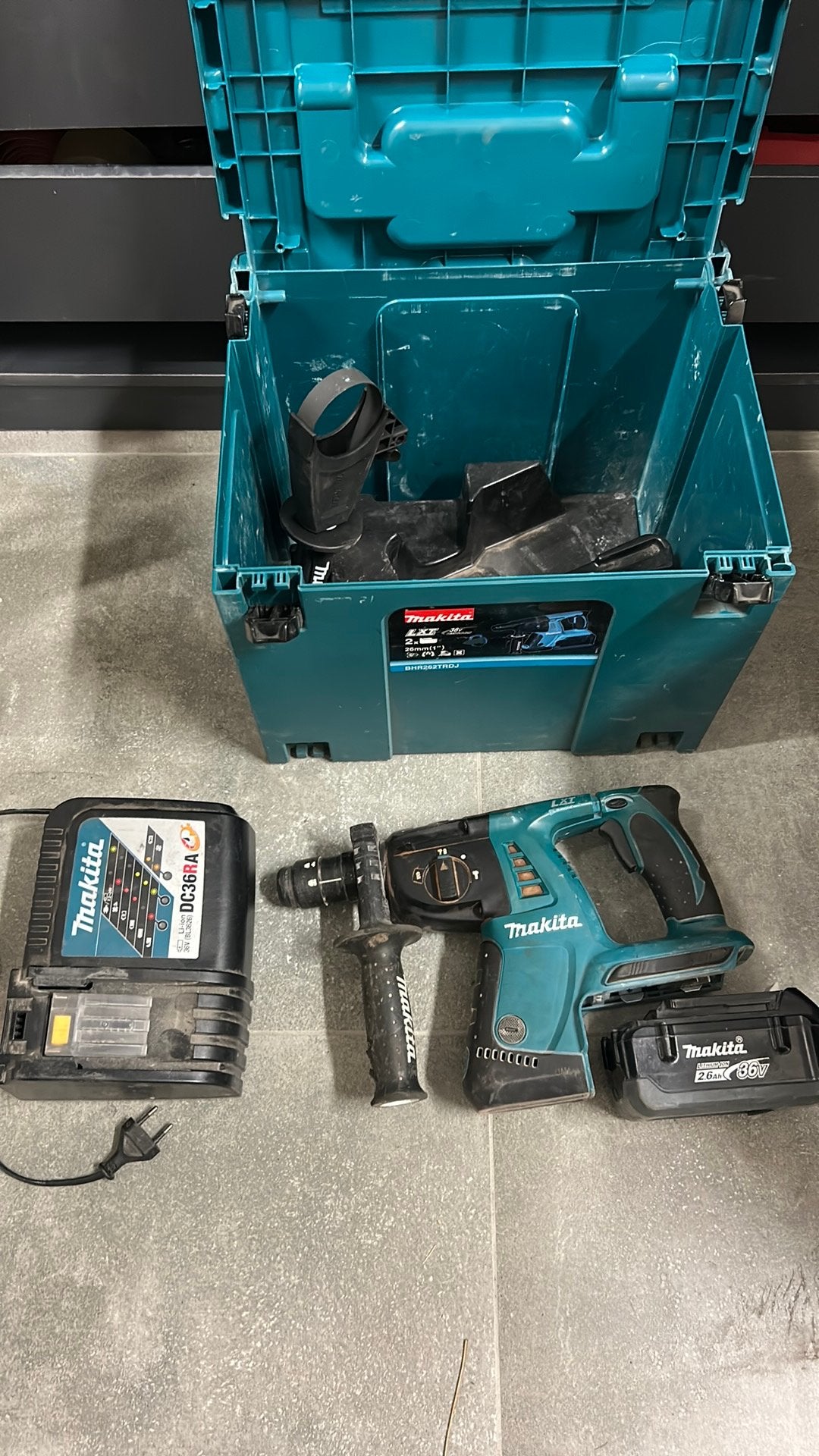 Klopboor Makita, Ophalen, Gebruikt