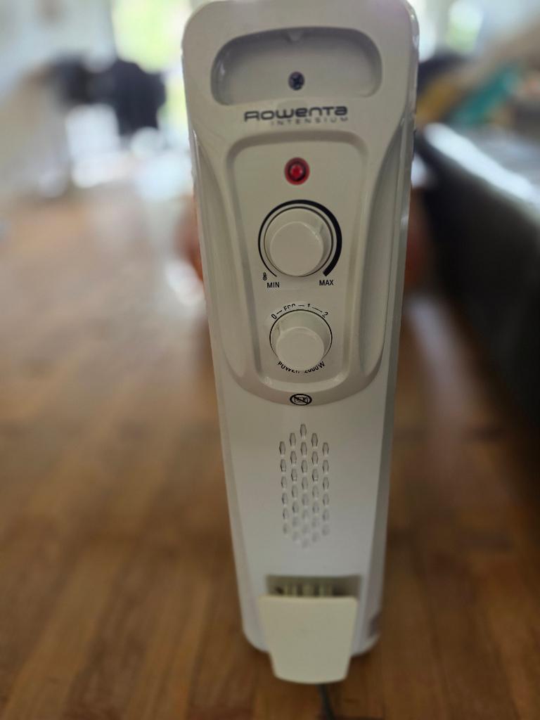 Rowenta Intensium verwarming van 2000 watt, 9 elementen, Ophalen, 30 tot 80 cm, Gebruikt, Hoog rendement (Hr)