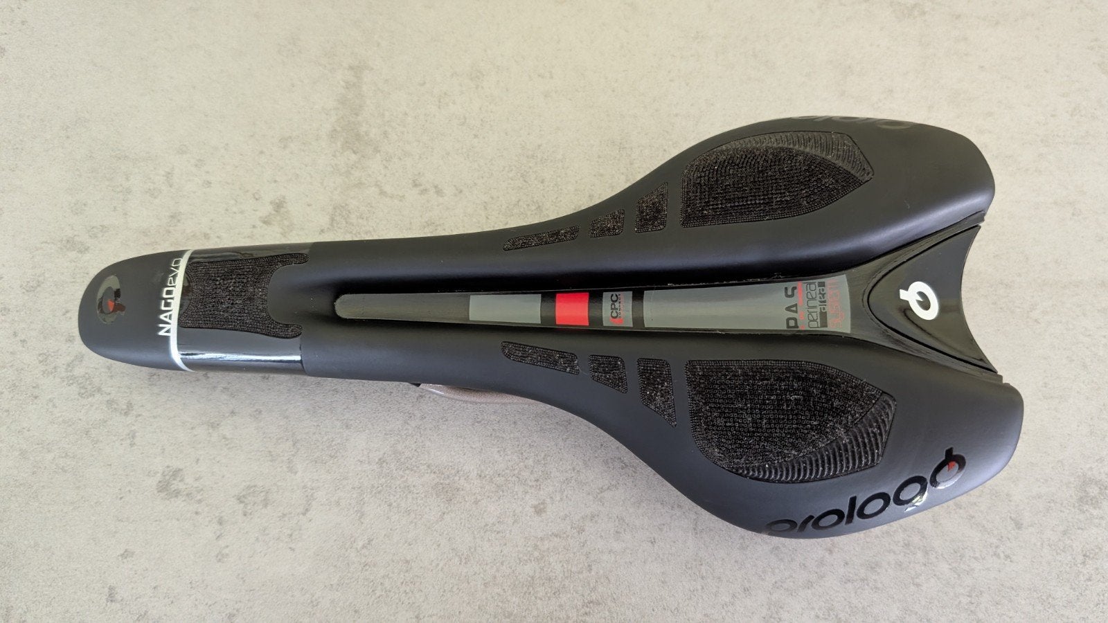 PROLOGO NAGO Evo Pas .CPC 134mm zadel, Fietsen en Brommers, Ophalen