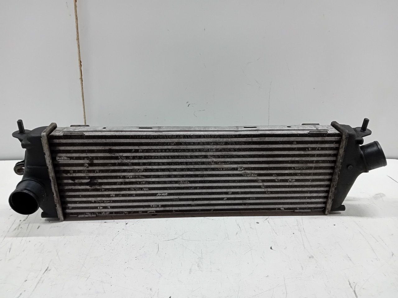 Intercooler radiateur Nissan Primastar, Onderdelen@venauto.nl, Van der Ven Autorecycling B.V., Ettenseweg 76, 4706 PB Roosendaal, The Netherlands