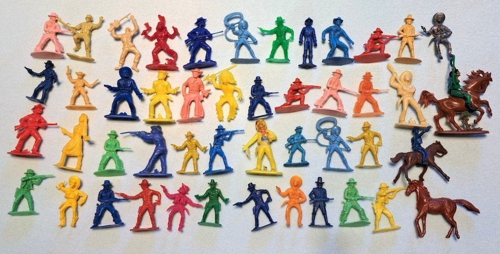 Kleine plastic actie- gevechtsfiguurtjes 47 stuks, Verzamelen, Ophalen of Verzenden, Zo goed als nieuw