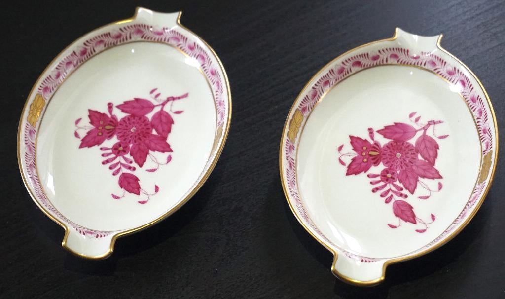 2 Cendriers en porcelaine de Herend peints à la main, Antiquités & Art, Antiquités | Porcelaine, Enlèvement ou Envoi