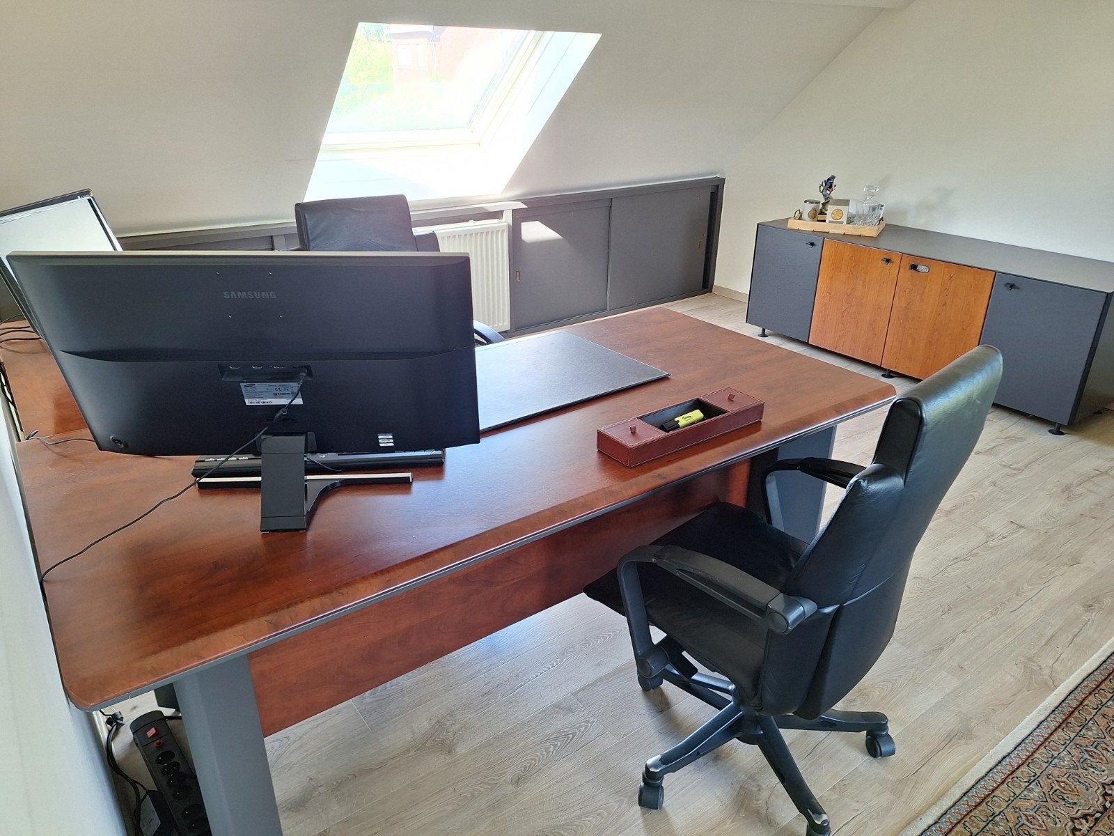 Complete en stijlvolle Bulo kantoorinrichting te koop, Ophalen, Hout